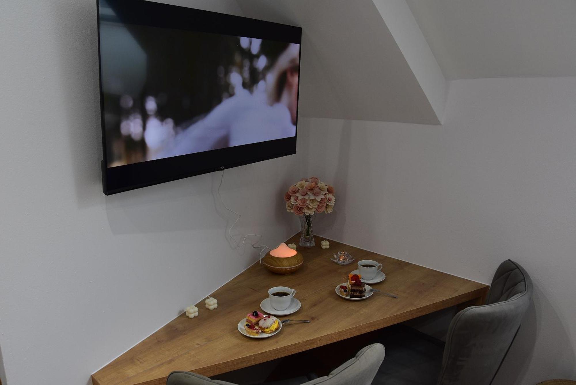 ולקה לומניקה Apartmany Zakovce & Spa מראה חיצוני תמונה
